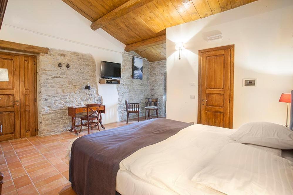 Country House Villa La Farfalla Pietralunga  Exterior foto